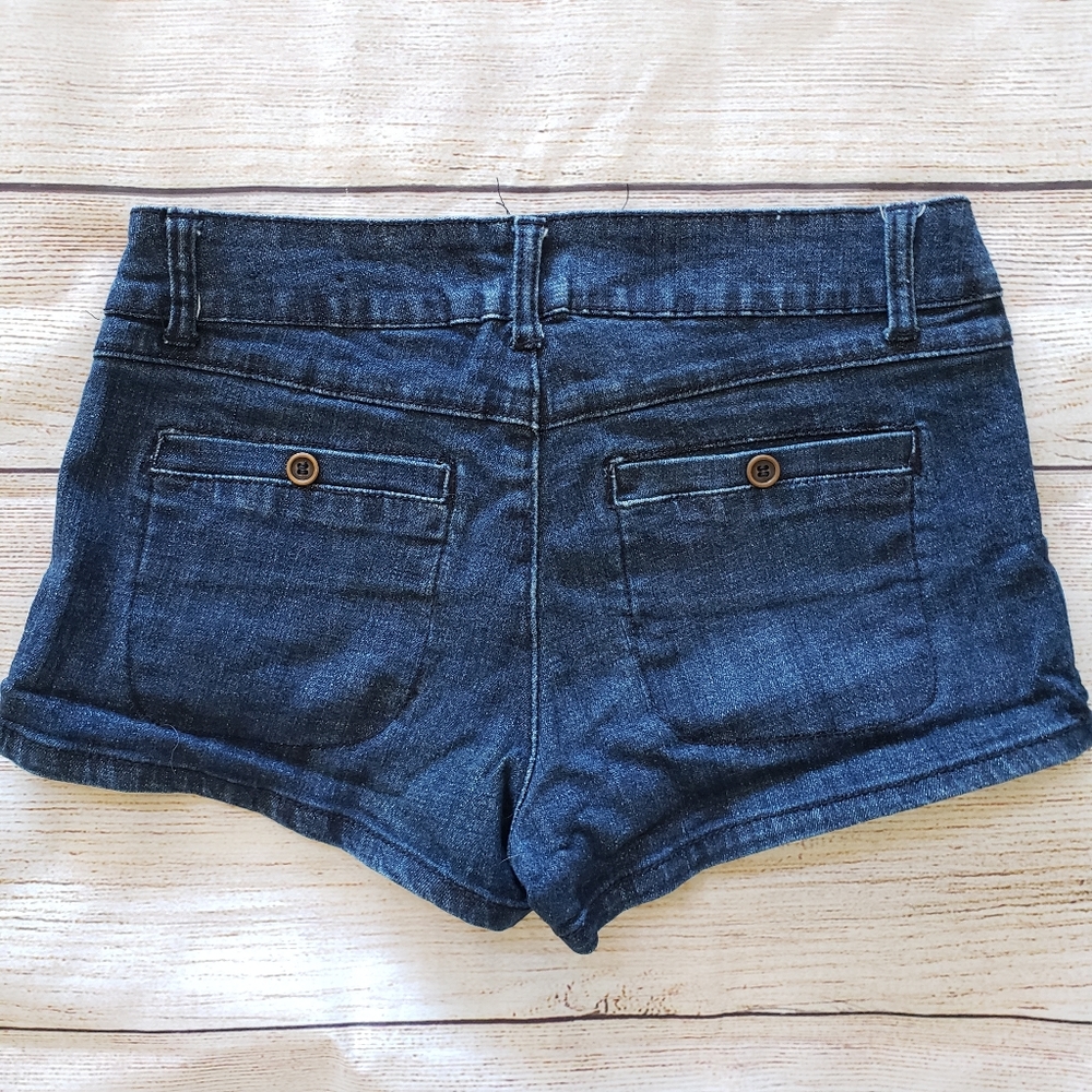 Zanadi Button Embellished Shorty Short Jean Shorts - Picture 8 of 9